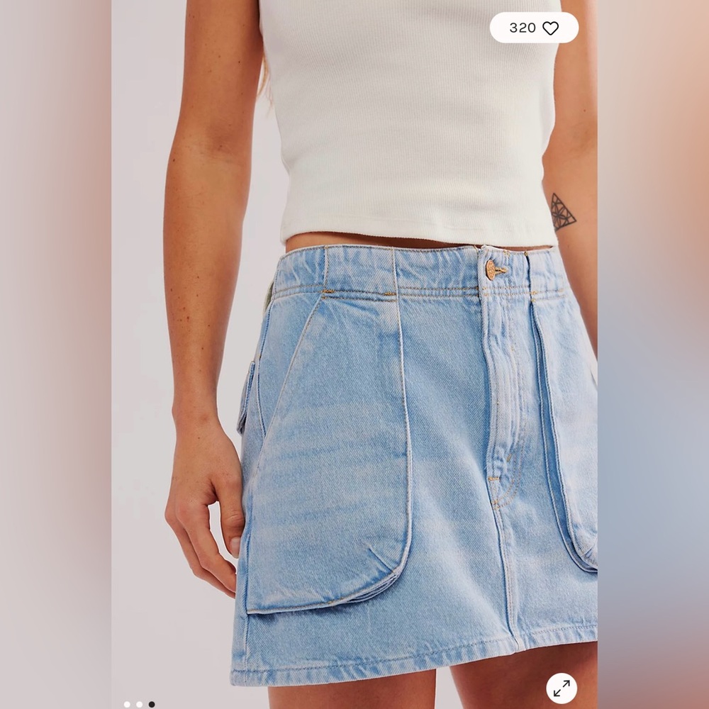 Mother Denim SNACKS! The Accordion Fun Dip Mini Skirt Light Wash Denim